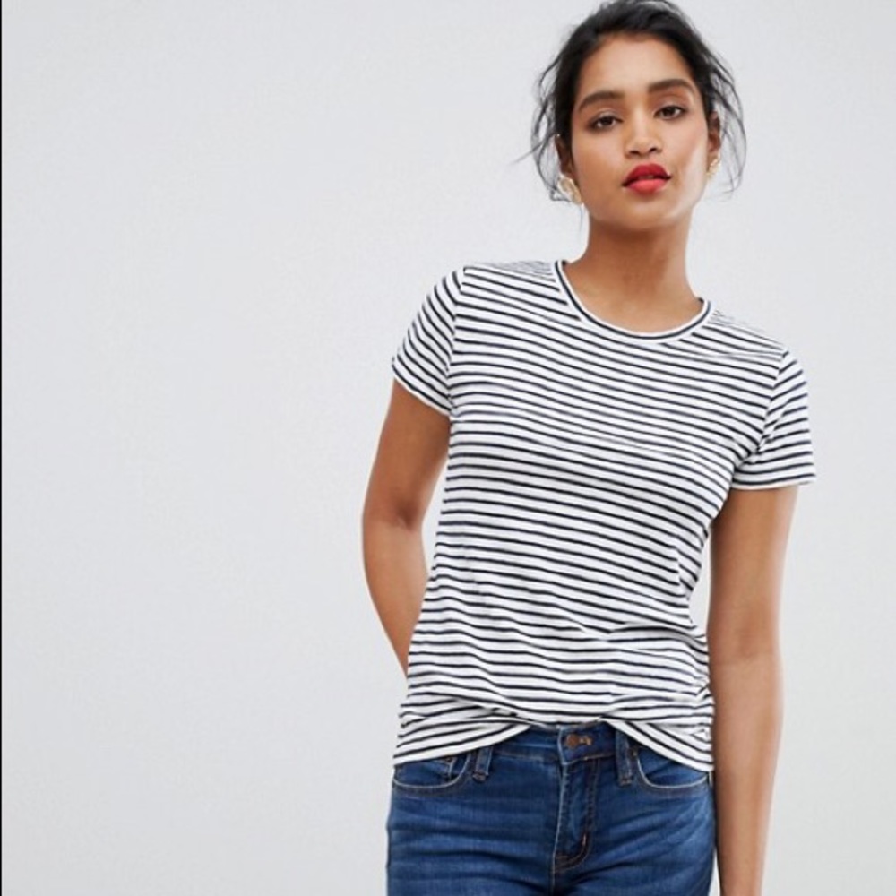 ✨*2 for $10* J. Crew Striped Studio Tee